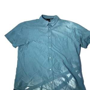 Tony Hawk Men's Blue Short Sleeve Button-Up Shirt with Pocket, Size L